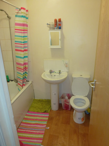  Image of 2 bedroom Apartment to rent in Clifton Street Cardiff CF24 at 145 Clifton Street Adamsdown Cardiff, CF24 1LZ