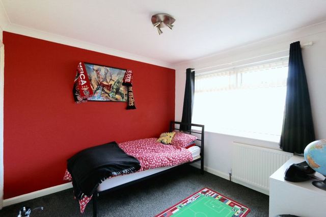  Image of 3 bedroom Terraced house for sale in Flemingdale Sutton-on-Hull Hull HU7 at Flemingdale  Hull, HU7 4BY