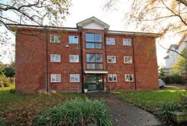  Image of 2 bedroom Flat for sale in Florence Road Boscombe Bournemouth BH5 at Boscombe Bournemouth Bournemouth, BH5 1HH
