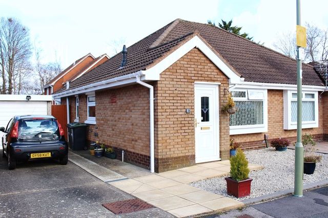  Image of 2 bedroom Property for sale in Florentine Way Waterlooville PO7 at Florentine Way  Waterlooville, PO7 8JU