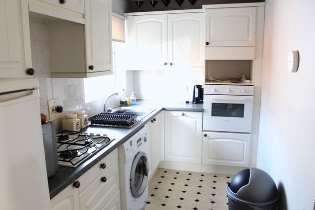  Image of 2 bedroom Property for sale in Florentine Way Waterlooville PO7 at Florentine Way  Waterlooville, PO7 8JU