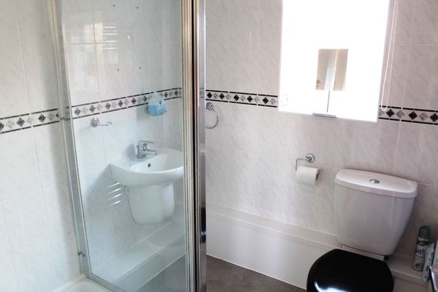  Image of 2 bedroom Property for sale in Florentine Way Waterlooville PO7 at Florentine Way  Waterlooville, PO7 8JU