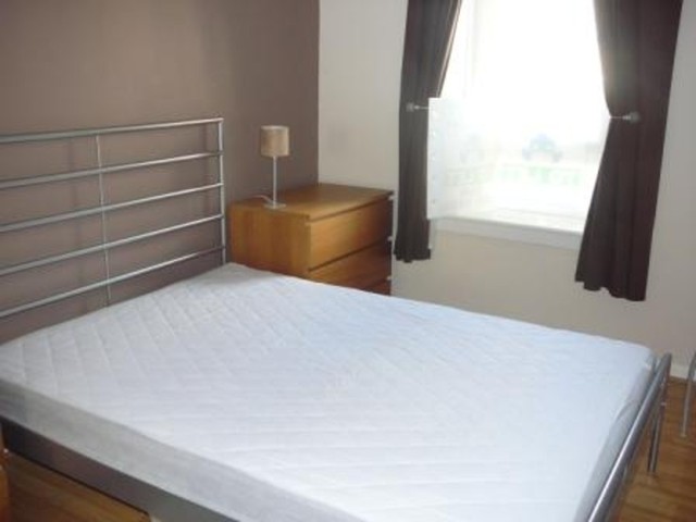  Image of 2 bedroom Flat to rent in Forbes Drive Glasgow G40 at Bridgeton Glasgow Glasgow, G40 2LF