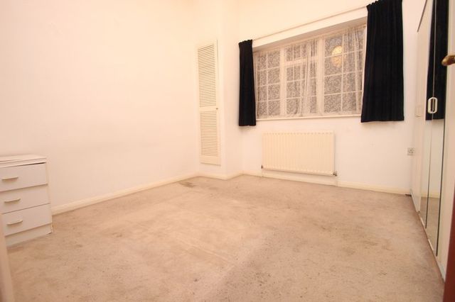  Image of 1 bedroom Flat to rent in Forest Road London E11 at Forest Road  London, E11 1LL