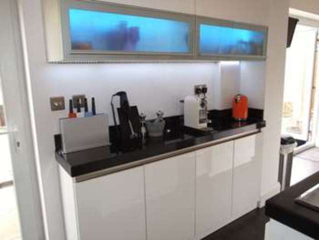  Image of 4 bedroom Detached house for sale in Forest Road Loughborough LE11 at Forest Road  Loughborough, LE11 3NR