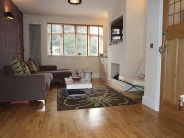 Image of 4 bedroom Detached house for sale in Forest Road Loughborough LE11 at Forest Road  Loughborough, LE11 3NR