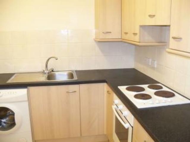  Image of 1 bedroom Flat to rent in Foundry Lane Southampton SO15 at Foundry Lane  Southampton, SO15 3GB