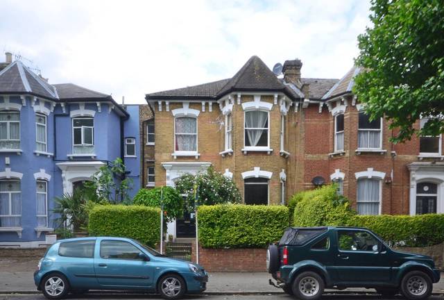  Image of Studio flat to rent in Fountayne Road London N16 at Fountayne Road  Hackney, N16 7DT