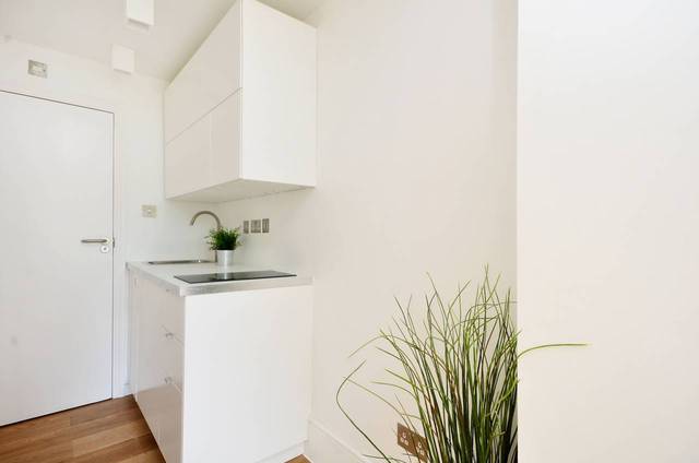  Image of Studio flat to rent in Fountayne Road London N16 at Fountayne Road  Hackney, N16 7DT
