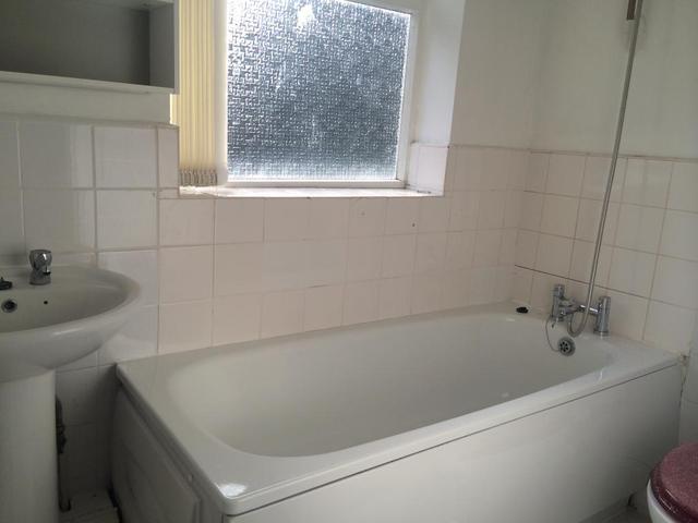  Image of 3 bedroom Semi-Detached house to rent in Francis Way Childwall Liverpool L16 at Childwall  Liverpool, L16 5EW