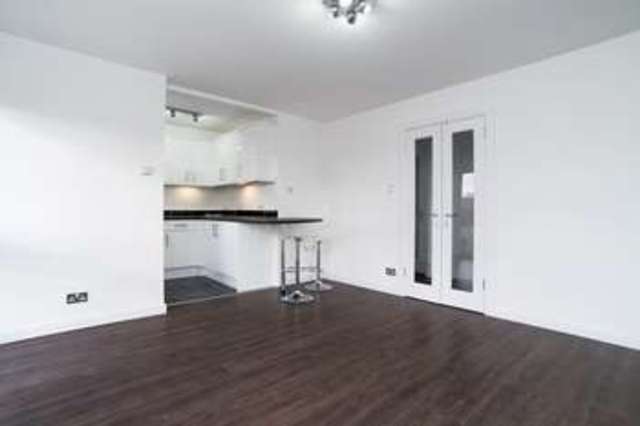  Image of 1 bedroom Flat for sale in Amsterdam Road London E14 at Amsterdam Road  Docklands, E14 3UX