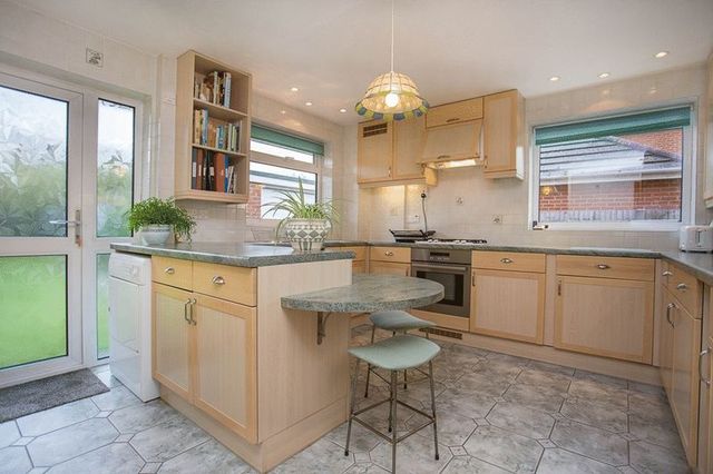  Image of 4 bedroom Detached house for sale in Fraser Gardens Southbourne Emsworth PO10 at Fraser Gardens  Southbourne, PO10 8PY
