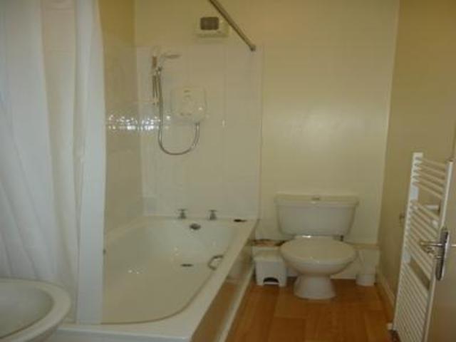  Image of 2 bedroom Flat to rent in Friars Street Stirling FK8 at Stirling  Stirling, FK8 1HA