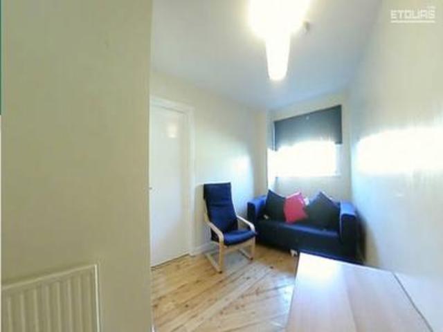  Image of 5 bedroom Flat to rent in Friars Street Stirling FK8 at Stirling  Stirling, FK8 1HA