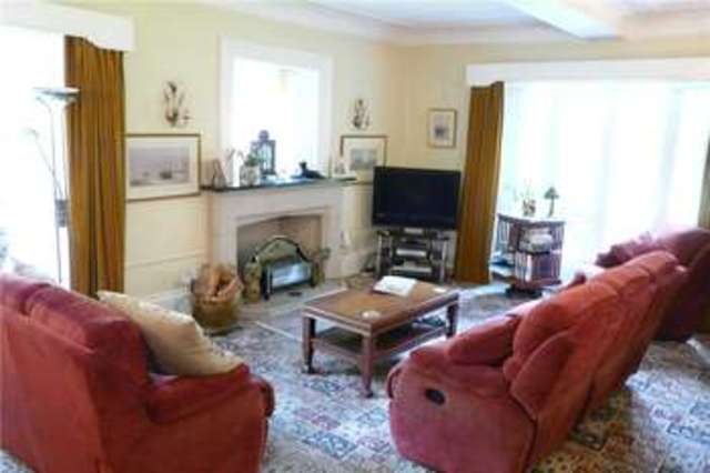  Image of 4 bedroom Detached house for sale in Frizinghall Road Bradford BD9 at Frizinghall Road Bradford Shipley, BD9 4LD