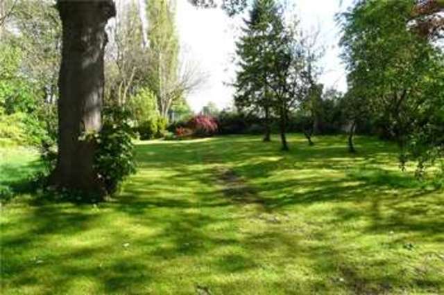  Image of 4 bedroom Detached house for sale in Frizinghall Road Bradford BD9 at Frizinghall Road Bradford Shipley, BD9 4LD