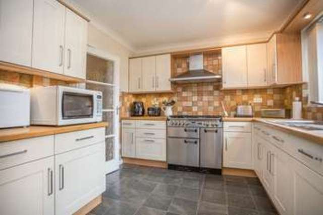  Image of 4 bedroom Detached house for sale in Frogmore Lane Waterlooville PO8 at Frogmore Lane Lovedean Waterlooville, PO8 9QQ