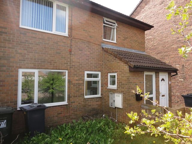  Image of 2 bedroom Flat for sale in Front Street Camperdown Newcastle upon Tyne NE12 at Front Street Camperdown Newcastle Upon Tyne, NE12 5UT