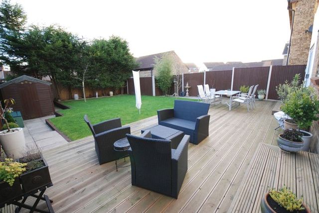  Image of 4 bedroom Detached house for sale in Gadshill Drive Stoke Gifford Bristol BS34 at Gadshill Drive Stoke Gifford Bristol, BS34 8UU