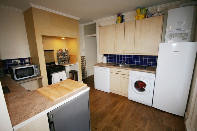  Image of 2 bedroom Maisonette for sale in Gambetta Street London SW8 at Gambetta Street  London, SW8 3TS