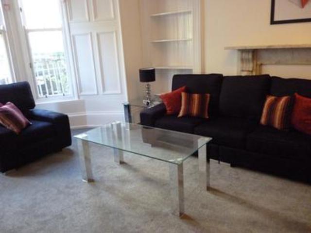  Image of 3 bedroom Flat to rent in Garland Place Dundee DD3 at Dundee  Dundee, DD3 6HE