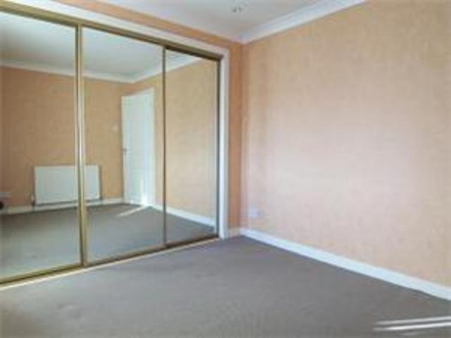  Image of 3 bedroom Flat to rent in Garry Drive Paisley PA2 at Paisley Renfrewshire Renfrewshire, PA2 9BX
