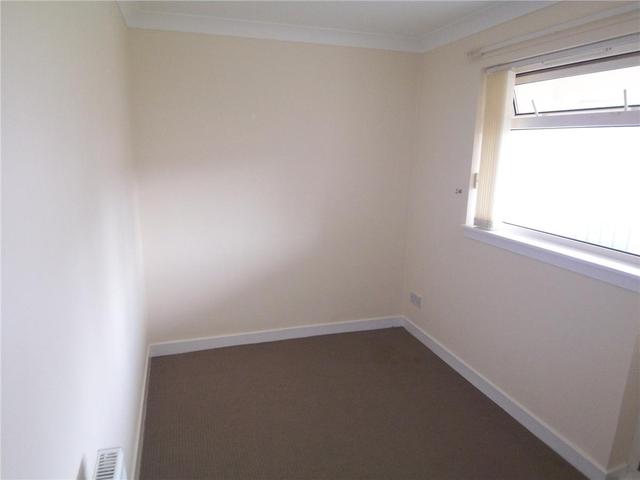  Image of 3 bedroom Flat to rent in Garry Drive Paisley PA2 at Paisley Renfrewshire Renfrewshire, PA2 9BX