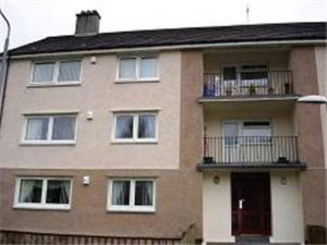  Image of 3 bedroom Flat to rent in Garry Drive Paisley PA2 at Paisley Renfrewshire Renfrewshire, PA2 9BX