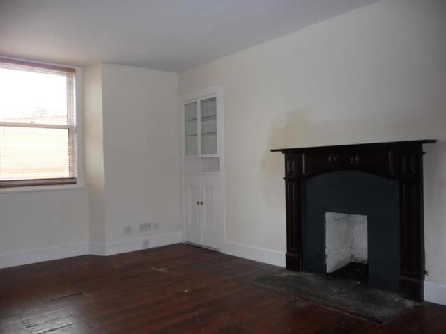  Image of 1 bedroom Terraced house to rent in Gas Brae Errol Perth PH2 at Errol Dundee Dundee, PH2 7QR