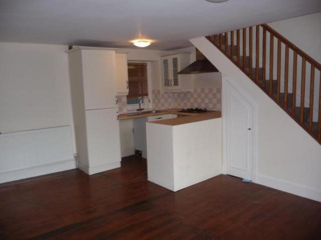  Image of 1 bedroom Terraced house to rent in Gas Brae Errol Perth PH2 at Errol Dundee Dundee, PH2 7QR