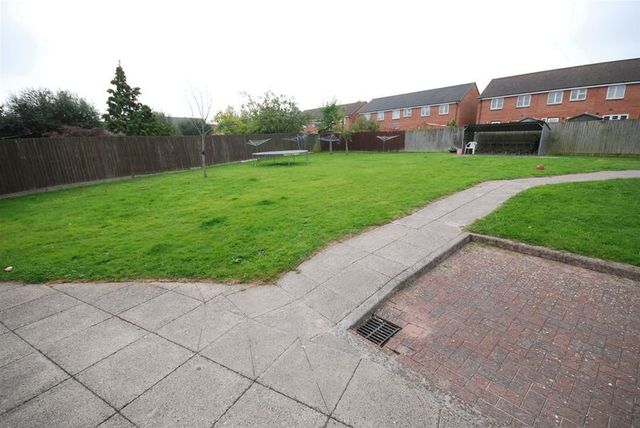  Image of 2 bedroom Flat for sale in Gatcombe Road Bishopsworth Bristol BS13 at Gatcombe Road  Bristol, BS13 9RG