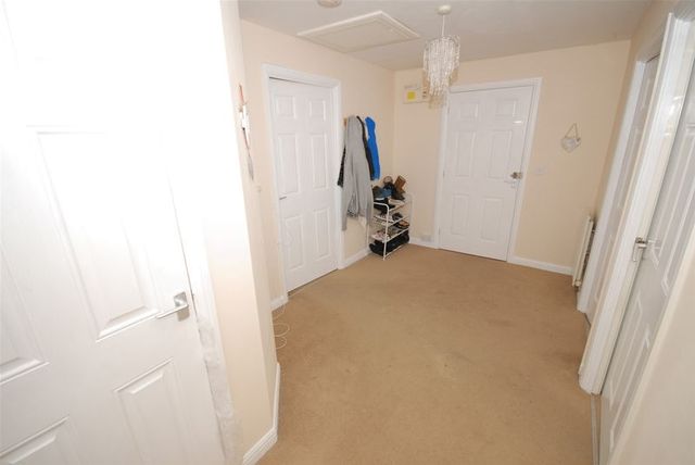  Image of 2 bedroom Flat for sale in Gatcombe Road Bishopsworth Bristol BS13 at Gatcombe Road  Bristol, BS13 9RG