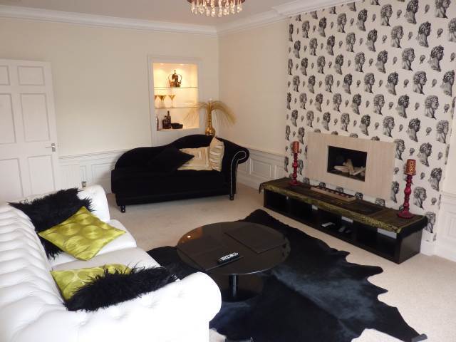  Image of 2 bedroom Flat to rent in Gayfield Square Edinburgh EH1 at Broughton Edinburgh Edinburgh, EH1 3NX