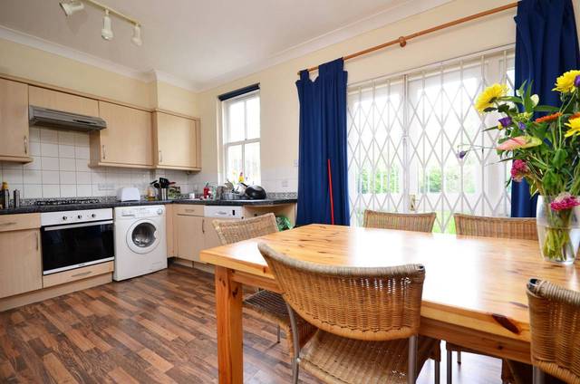 Image of 4 bedroom Detached house to rent in Gayhurst Road London E8 at Gayhurst Road  Hackney, E8 3EH