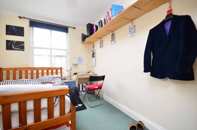  Image of 4 bedroom Detached house to rent in Gayhurst Road London E8 at Gayhurst Road  Hackney, E8 3EH