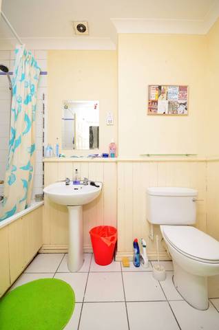  Image of 4 bedroom Detached house to rent in Gayhurst Road London E8 at Gayhurst Road  Hackney, E8 3EH