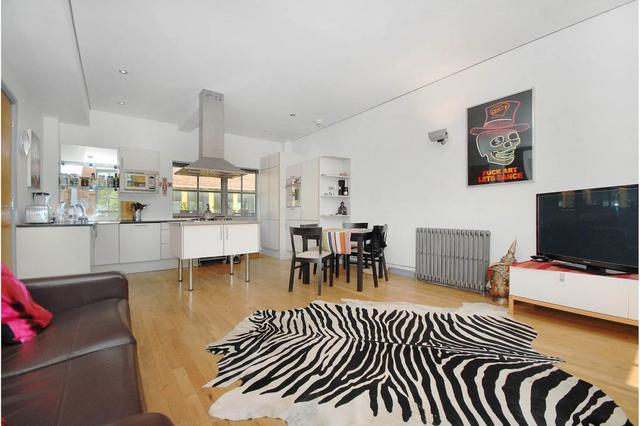  Image of 1 bedroom Apartment to rent in Gee Street London EC1V at Clerkenwell London Goswell Road, EC1V 3RS