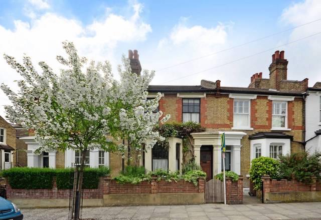  Image of 4 bedroom Detached house for sale in Geldeston Road London E5 at Geldeston Road  Clapton, E5 8RQ