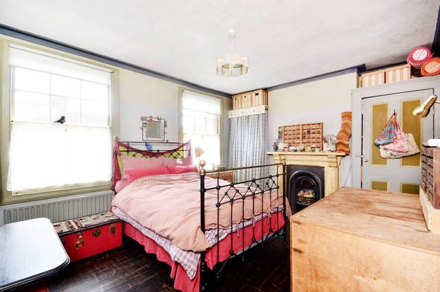  Image of 4 bedroom Detached house for sale in Geldeston Road London E5 at Geldeston Road  Clapton, E5 8RQ