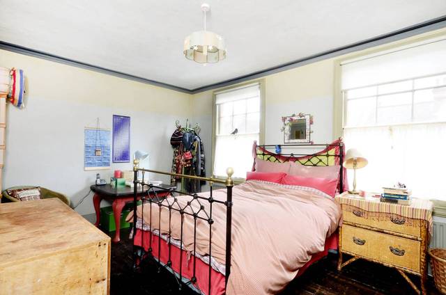  Image of 4 bedroom Detached house for sale in Geldeston Road London E5 at Geldeston Road  Clapton, E5 8RQ