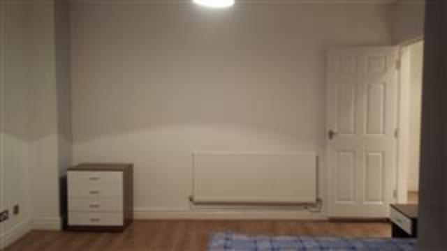  Image of 3 bedroom Flat to rent in Geneva Road Fairfield Liverpool L6 at Kensington  Liverpool, L6 3AS