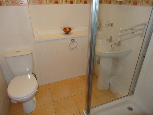  Image of 1 bedroom Flat to rent in George Street Paisley PA1 at Paisley Renfrewshire Renfrewshire, PA1 2JB