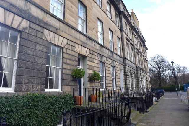  Image of 2 bedroom Flat to rent in Great King Street Edinburgh EH3 at New Town Edinburgh Edinburgh, EH3 6QL