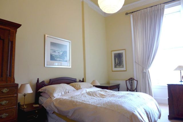  Image of 2 bedroom Flat to rent in Great King Street Edinburgh EH3 at New Town Edinburgh Edinburgh, EH3 6QL