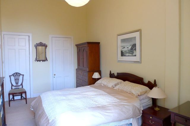  Image of 2 bedroom Flat to rent in Great King Street Edinburgh EH3 at New Town Edinburgh Edinburgh, EH3 6QL