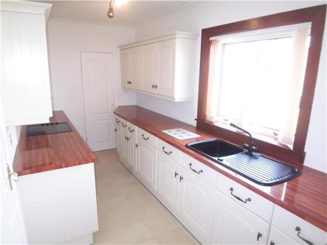 Image of 2 bedroom Flat to rent in Gibson Crescent Johnstone PA5 at Johnstone Renfrewshire Renfrewshire, PA5 8ND