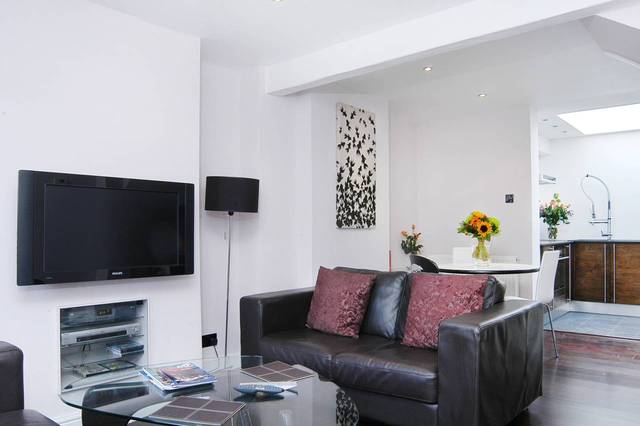  Image of 2 bedroom Detached house to rent in Gibson Street London SE10 at Gibson Street  Greenwich, SE10 9AD