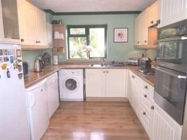  Image of 4 bedroom Detached house for sale in Gilbert Way Hailsham BN27 at Hailsham, BN27 3TW