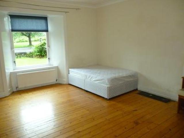  Image of 2 bedroom Flat to rent in Gladstone Place Stirling FK8 at Stirling  Stirling, FK8 2NN