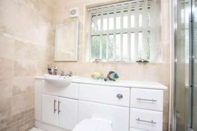  Image of 3 bedroom Detached house for sale in Glamorgan Road Catherington Waterlooville PO8 at Glamorgan Road  Catherington, PO8 0TR